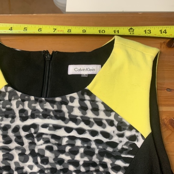 Calvin Klein office dress with stretch, back zipper, pop of colour - Picture 3 of 9